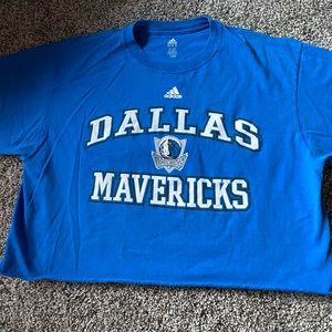 Dallas Mavericks T-shirt